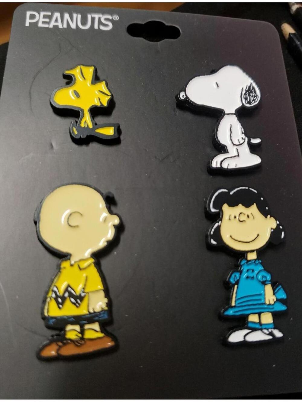 Peanuts Character Enamel Pin Set - Woodstock, Snoopy, Charlie Brown, Lucy - New